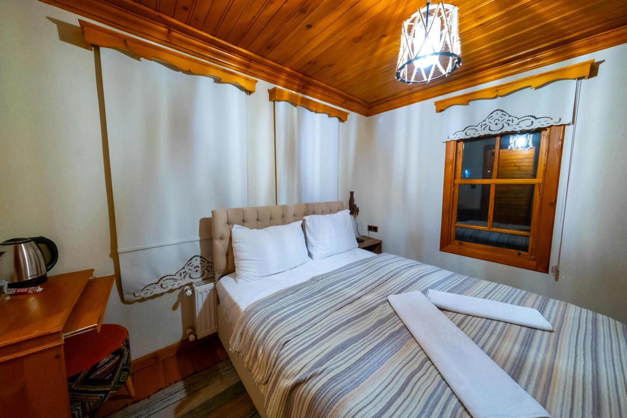 Bed and Breakfast Utku Konagi Бартын Экстерьер фото