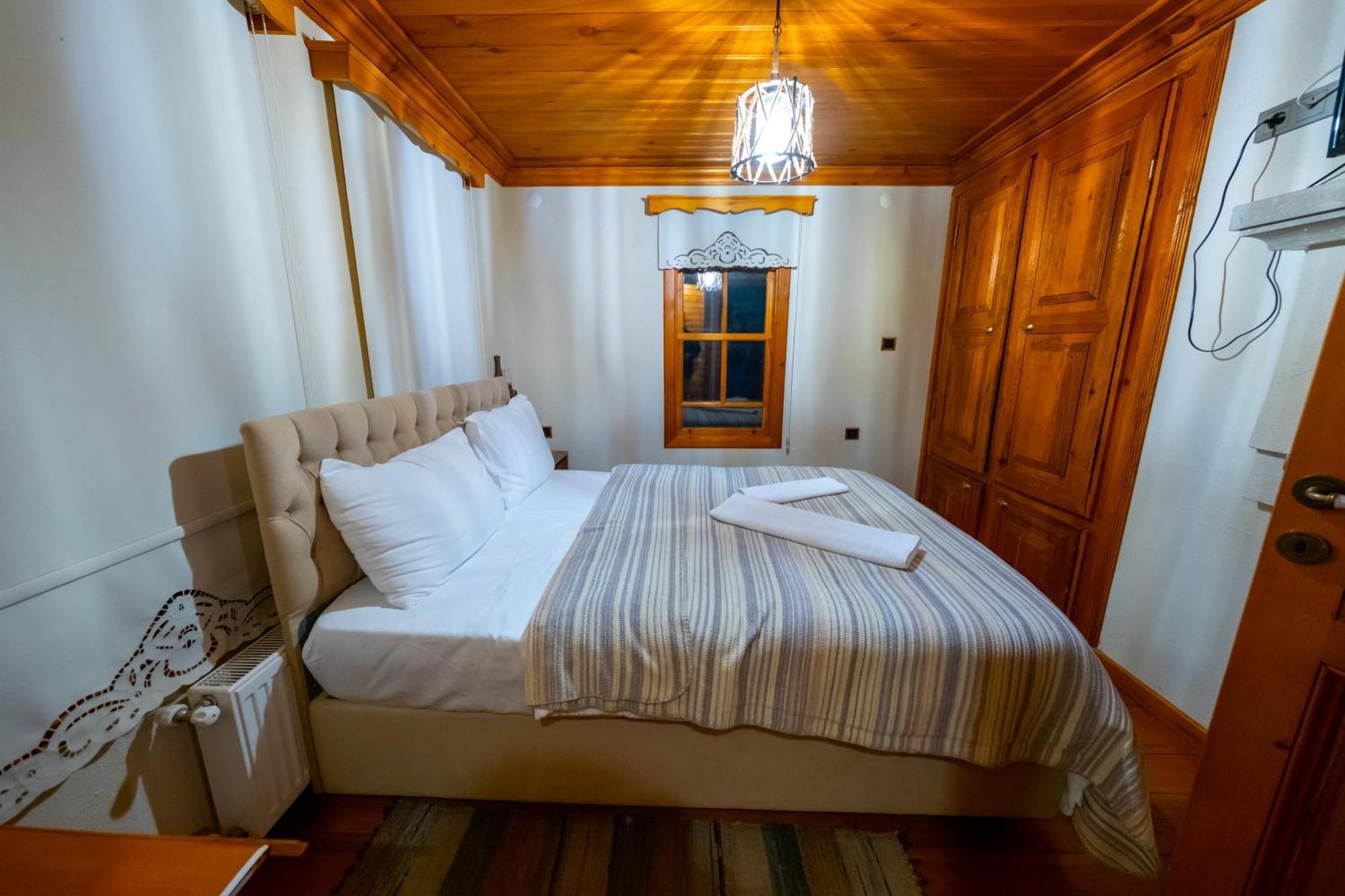 Bed and Breakfast Utku Konagi Бартын Экстерьер фото